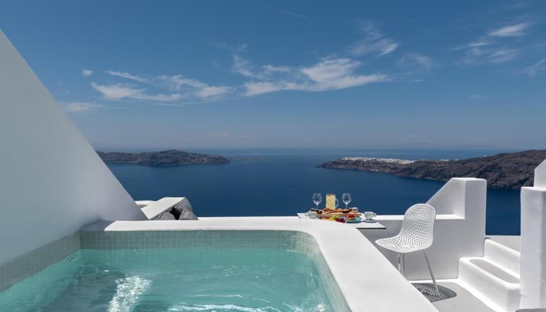 4* Kasimatis by La Perla