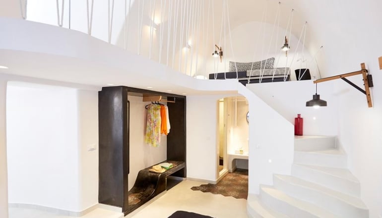 4* Kasimatis by La Perla