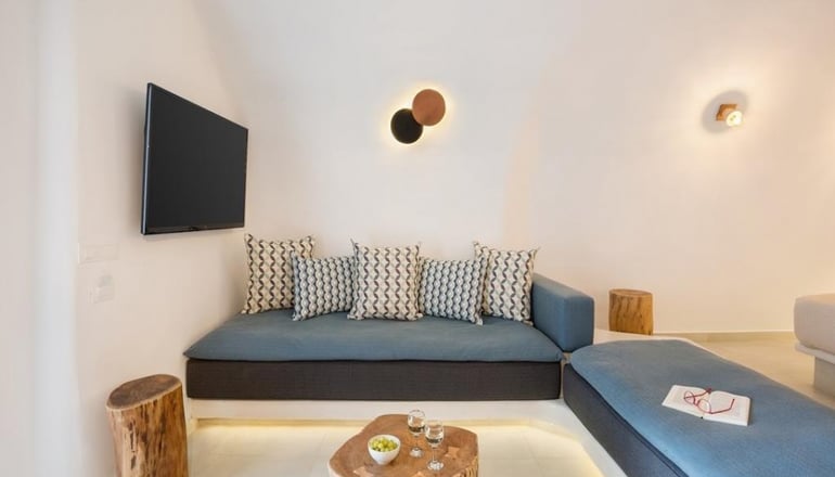 4* Kasimatis by La Perla