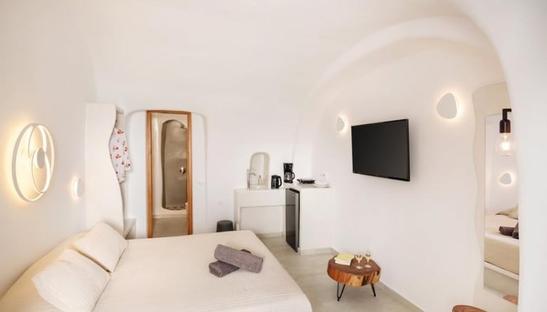 4* Kasimatis by La Perla