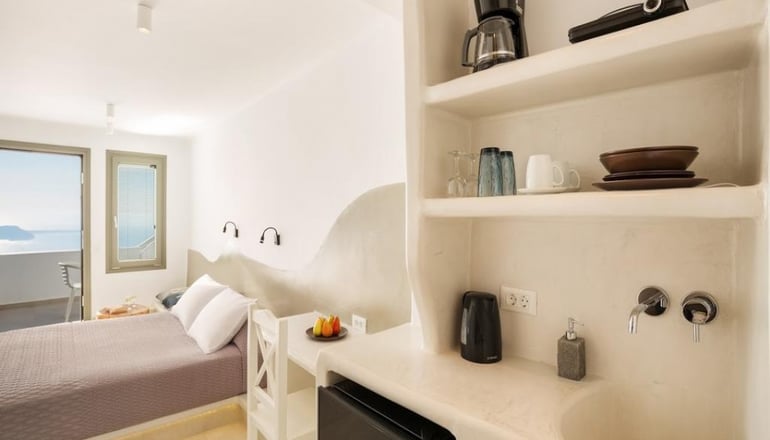 4* Kasimatis by La Perla