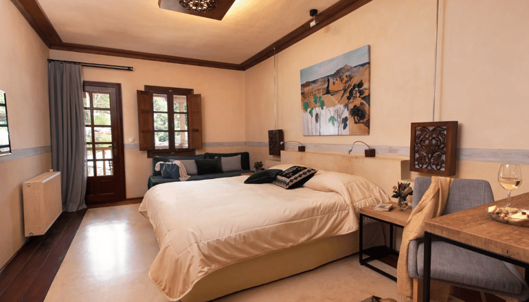 4* Katogi Averoff Hotel & Winery