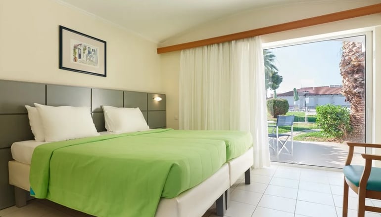 4* Kinetta Beach Resort & Spa - Κινέτα