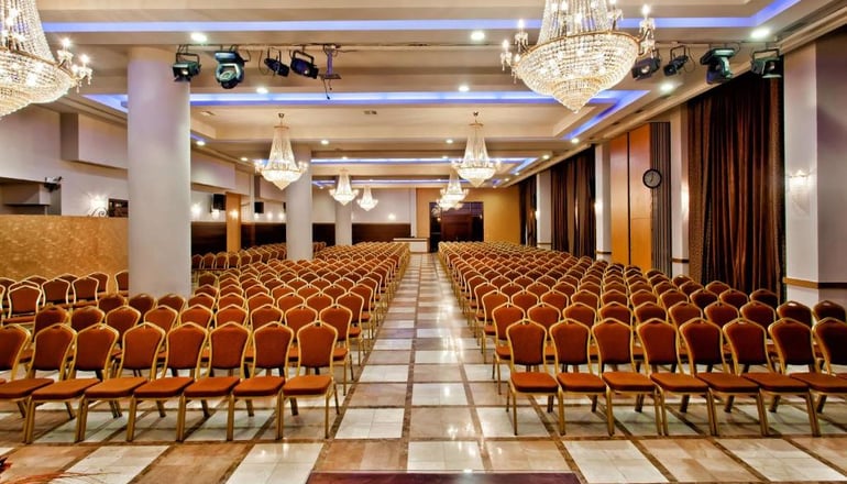 4* Kouros Hotel