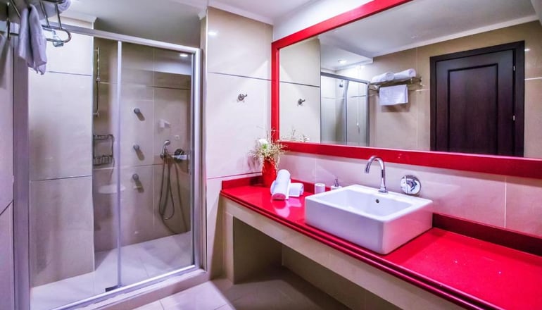 4* Kouros Hotel