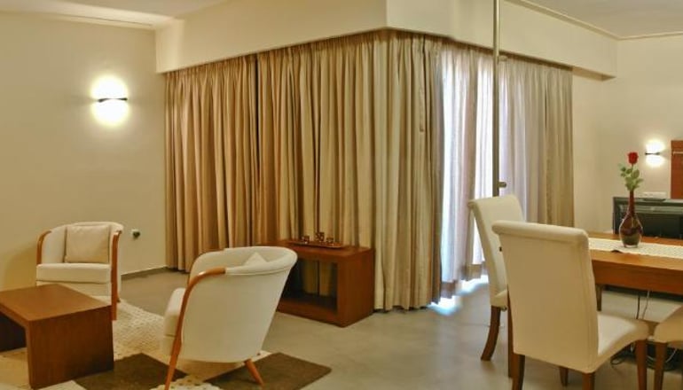4* Kymi Palace Hotel
