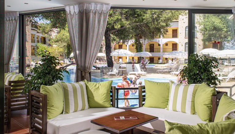 4* Lesse Hotel - Χανιώτη, Χαλκιδική
