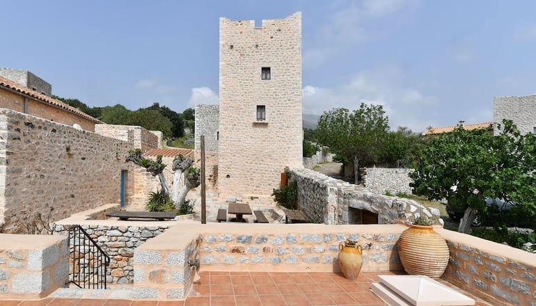 4* Lithos Stone Suites - Αρεόπολη, Μάνη