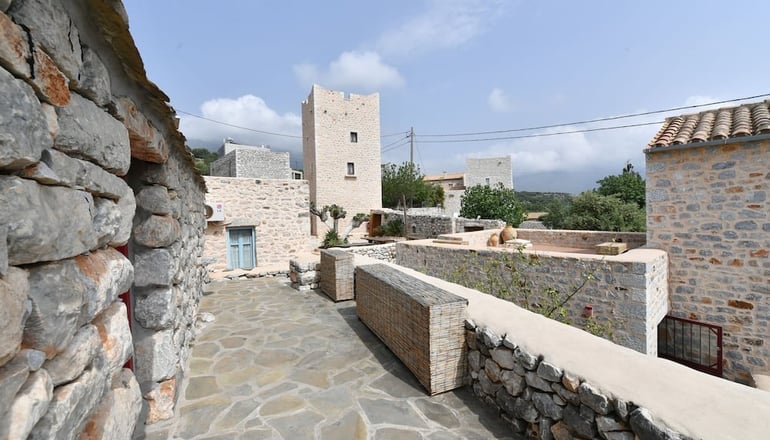4* Lithos Stone Suites - Αρεόπολη, Μάνη