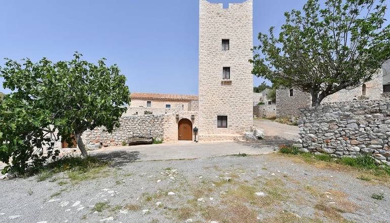 4* Lithos Stone Suites - Αρεόπολη, Μάνη