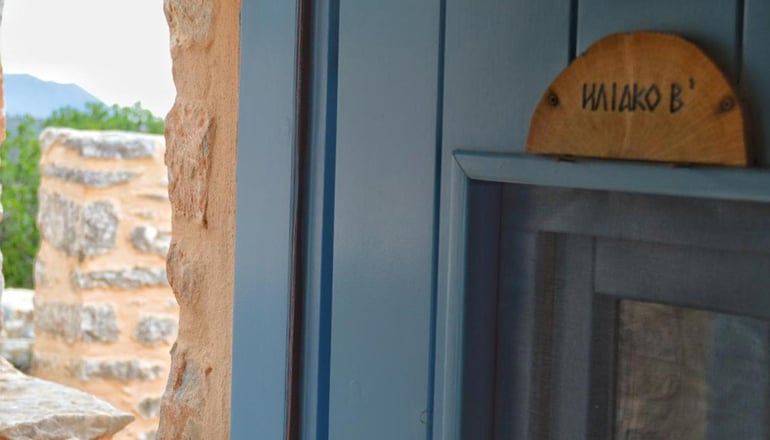 4* Lithos Stone Suites - Αρεόπολη, Μάνη