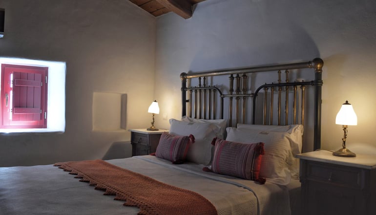 4* Lithos Stone Suites - Αρεόπολη, Μάνη