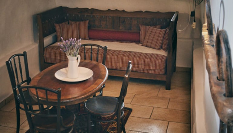 4* Lithos Stone Suites - Αρεόπολη, Μάνη