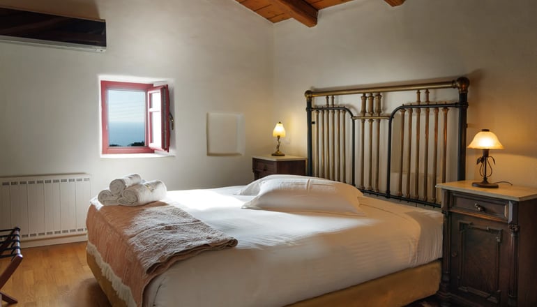 4* Lithos Stone Suites - Αρεόπολη, Μάνη