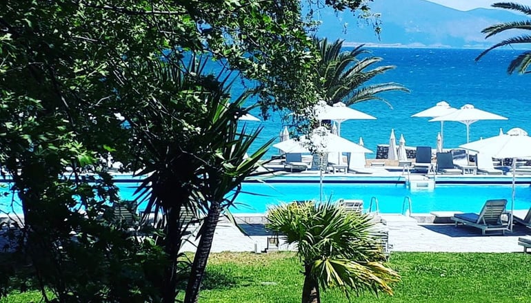 4* Long Beach Resort Hotel