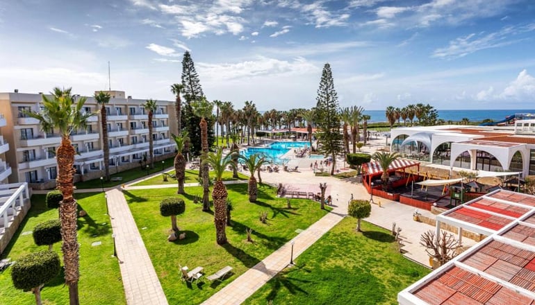 4* Louis Phaethon Beach