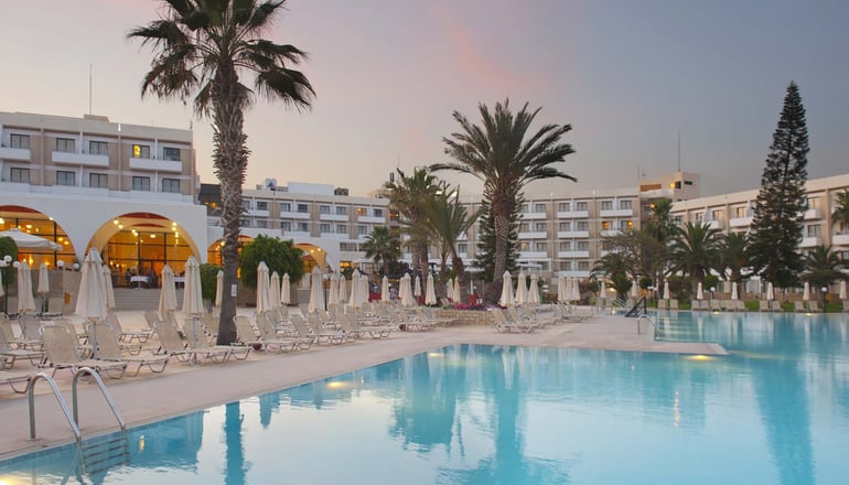 4* Louis Phaethon Beach