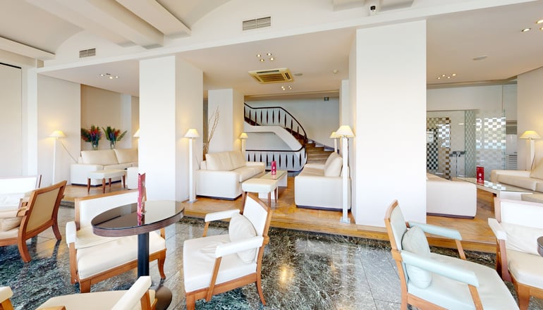 4* Lucy Hotel Chalkida