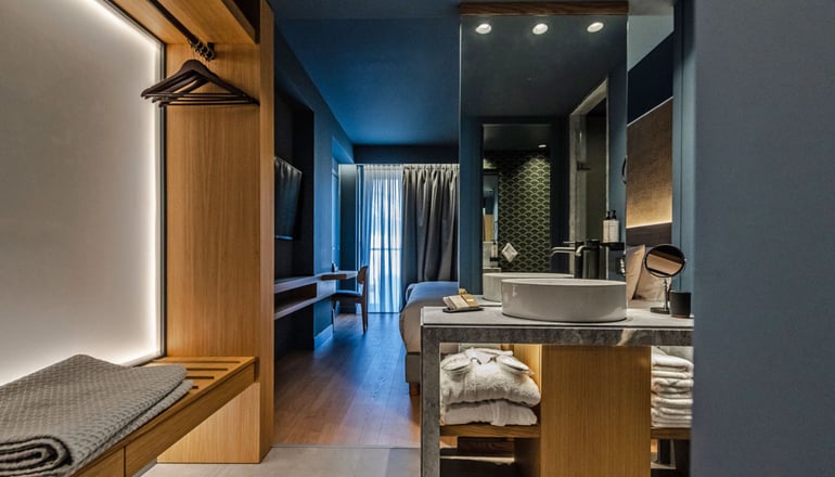 4* Magnes Hotel