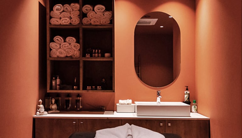 4* Magnes Hotel