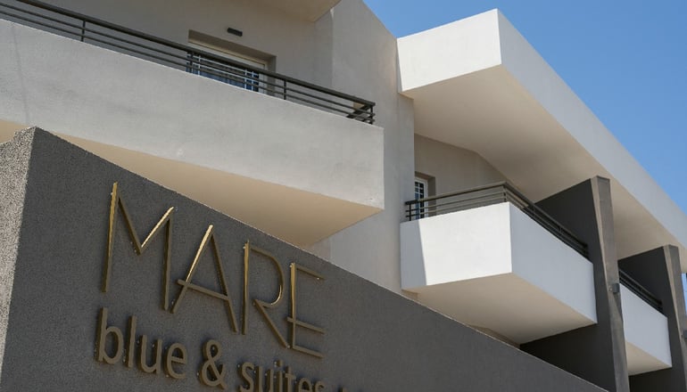 4* Mare Blue & Suites