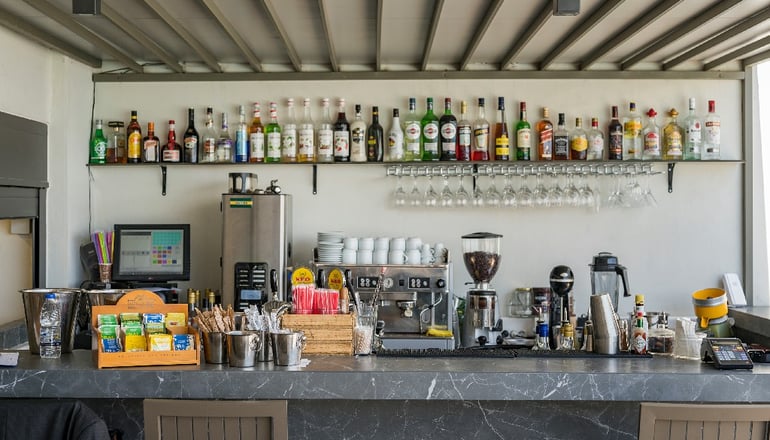 4* Mare Blue & Suites