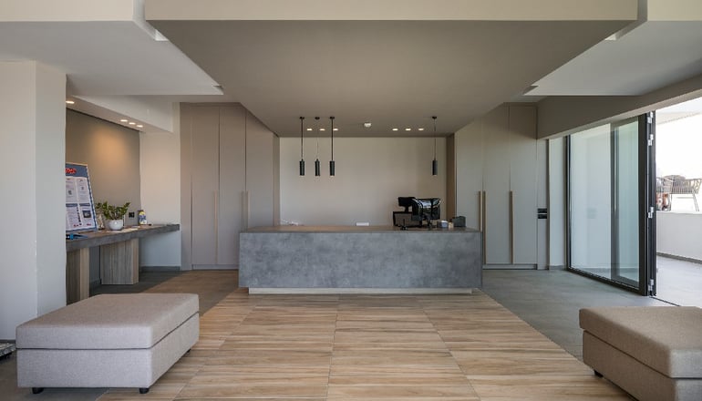 4* Mare Blue & Suites