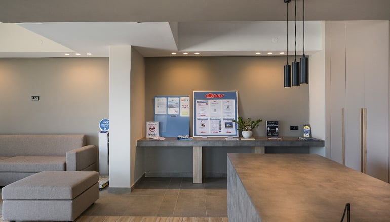 4* Mare Blue & Suites