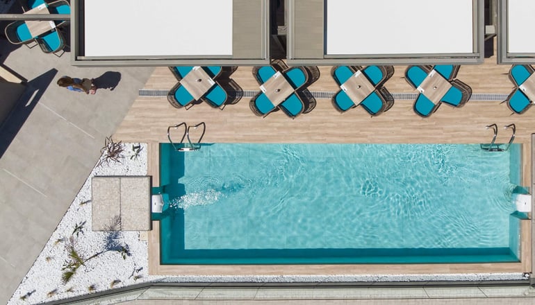 4* Mare Blue & Suites