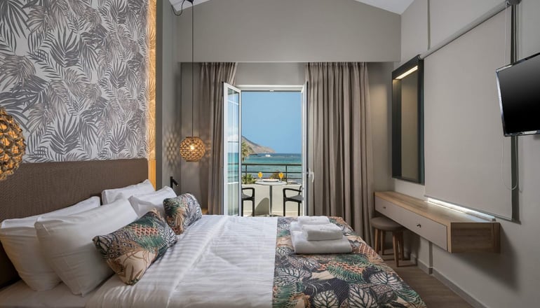 4* Mare Blue & Suites