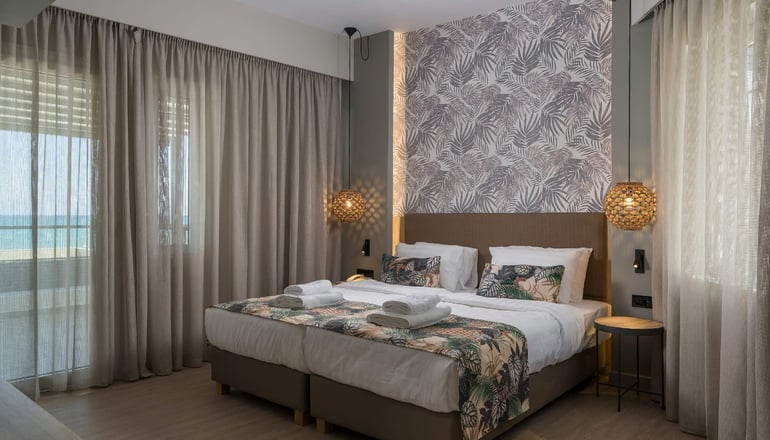 4* Mare Blue & Suites