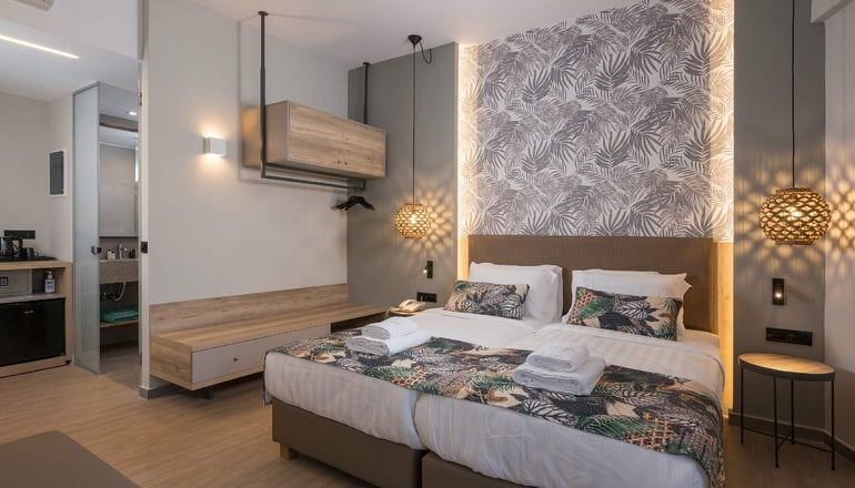 4* Mare Blue & Suites