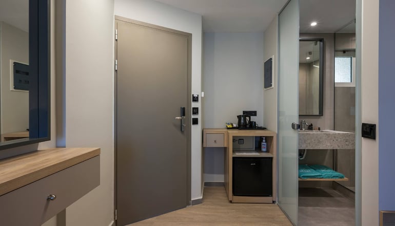 4* Mare Blue & Suites