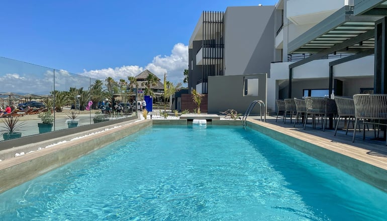 4* Mare Blue & Suites