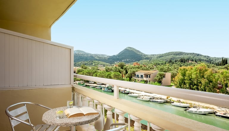 4* Mitsis Messonghi - Μωραΐτικα, Κέρκυρα