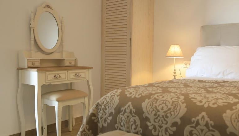 Theasis Luxury Suites