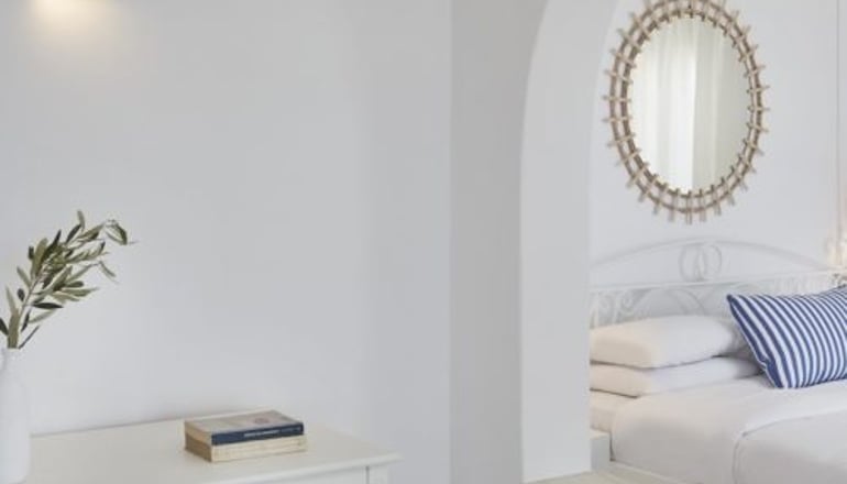 4* Mr. and Mrs. White Tinos Boutique Resort