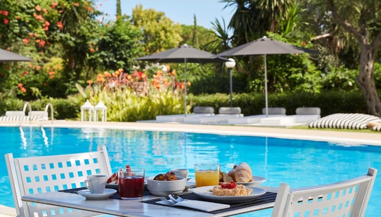 4* Mr & Mrs White Corfu - Αχαράβη, Κέρκυρα