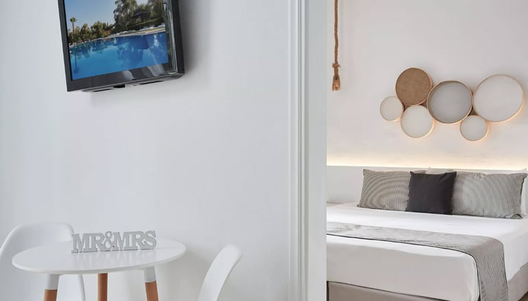 4* Mr & Mrs White Corfu - Αχαράβη, Κέρκυρα