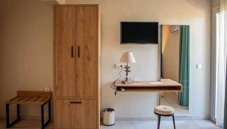 4* Mythic Summer Hotel
