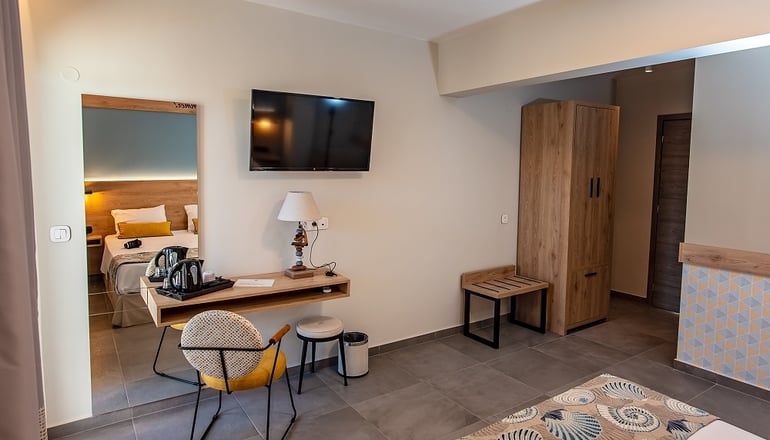 4* Mythic Summer Hotel