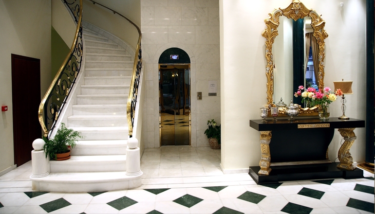 4* Nafsika Palace Hotel