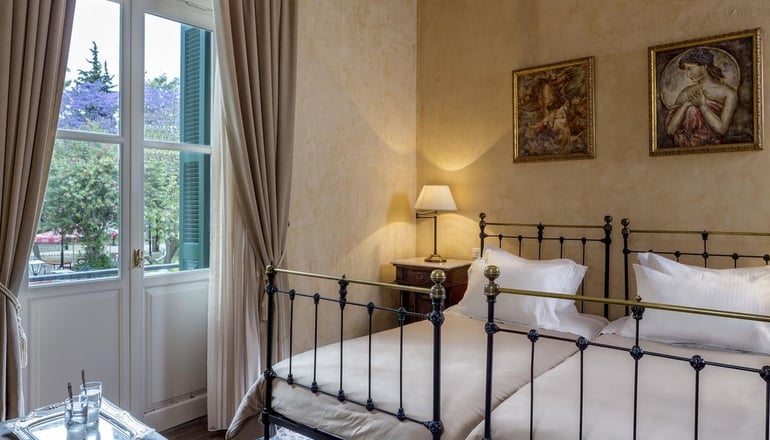 4* Nafsimedon Hotel