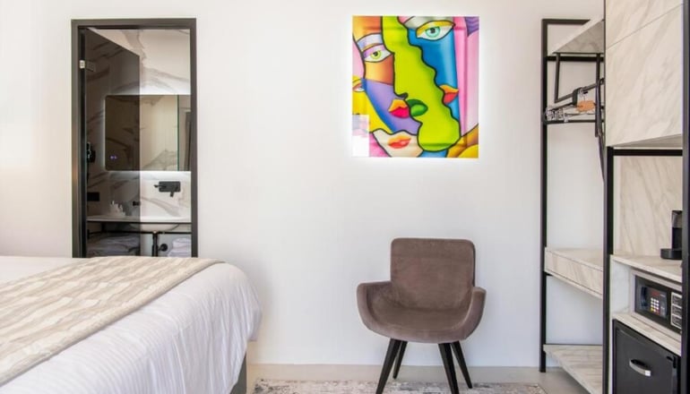 4* Naoussa Hills Boutique Resort