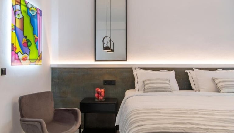 4* Naoussa Hills Boutique Resort