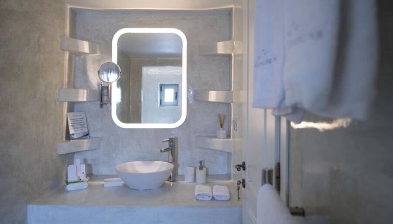 4* Naoussa Hills Boutique Resort