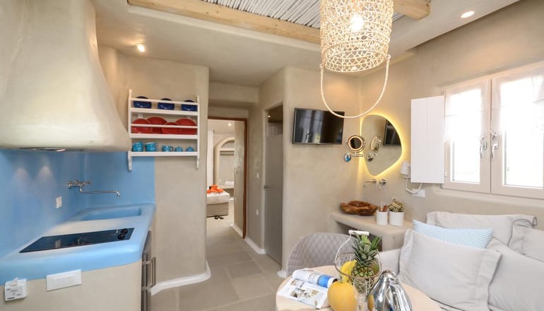 Naxos Euphoria Suites