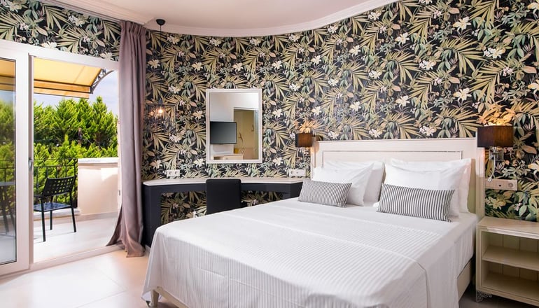 4* Neikos Luxury Suites - Χανιώτη, Χαλκιδική