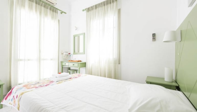 4* Nissos Thira Hotel - Φηρά, Σαντορίνη
