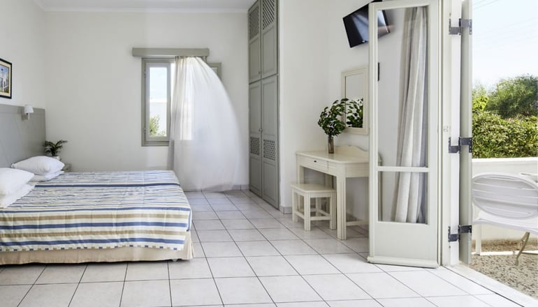 4* Nissos Thira Hotel - Φηρά, Σαντορίνη